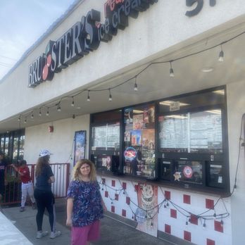Bruster's Real Ice Cream - First time here, let's see ! - Ice Cream & Frozen Yogurt Near Me - Orange, California