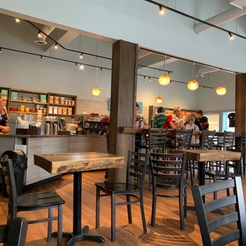 Big Horn Cafe - Breakfast & Brunch Near Me - Radium Hot Springs, British Columbia