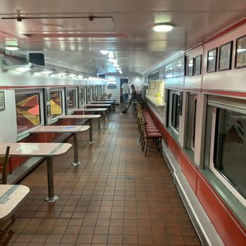 Carney's Restaurant - Burgers Near Me - Los Angeles, California