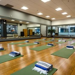 Onelife Fitness - Ballston