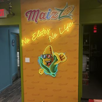 Maizz - Inside - Mexican Near Me - Redwood City, California Maizz - Inside - Mexican Near Me - Redwood City, California