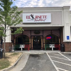 El Jinete Seafood Grill & Mexican Restaurant