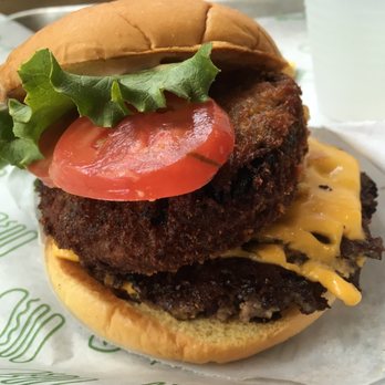 Shake Shack Aventura - Shake stack - Burgers Near Me - Aventura, Florida