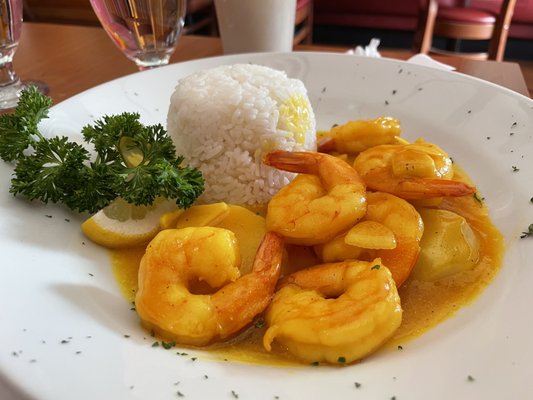 Alpamayo Peruvian Cuisine by null