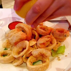 Taormina Lounge - Fried calamari entree ~ portion is generous so this can easily be shared