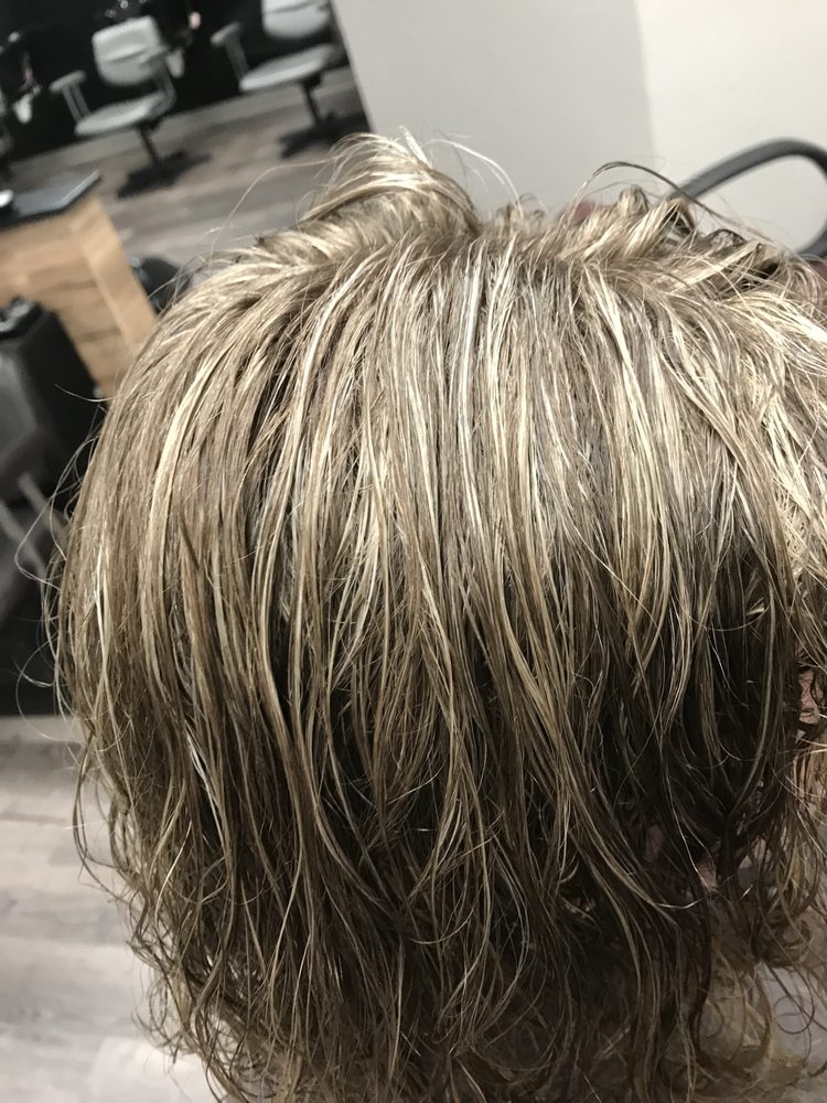 HEATWAVES SALON 84 Photos 2113 W Lincoln Ave, Yakima, Washington