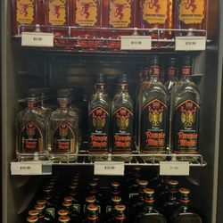 7th Street Liquor
