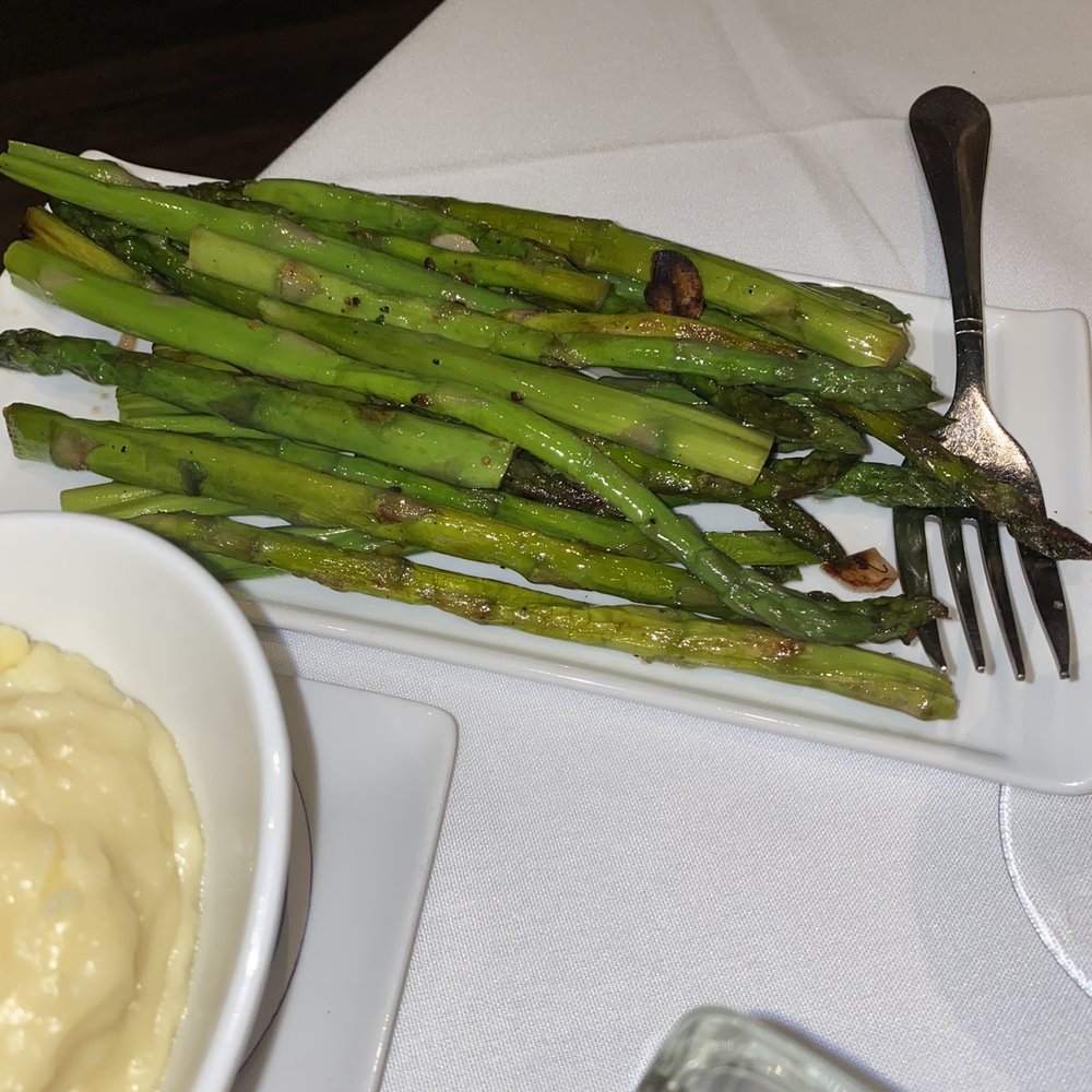 Davio's - Asparagus, Garlic, Olive Oil - Steakhouses Near Me - King of Prussia, Pennsylvania Davio's - Asparagus, Garlic, Olive Oil - Steakhouses Near Me - King of Prussia, Pennsylvania