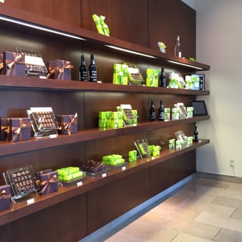 Fran's Chocolates - Chocolatiers & Shops Near Me - Seattle, Washington