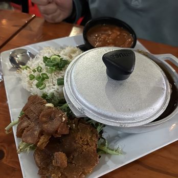 Lola's Lounge - Guisado - Spanish Near Me - Sacramento, California Lola's Lounge - Guisado - Spanish Near Me - Sacramento, California