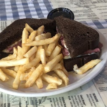 The Auslander - Rueben - German Near Me - Fredericksburg, Texas