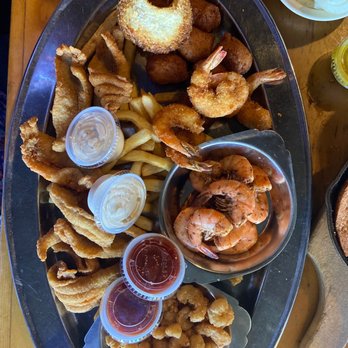 Top O the River - Seafood Platter - Seafood Near Me - Gadsden, Alabama Top O the River - Seafood Platter - Seafood Near Me - Gadsden, Alabama
