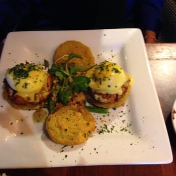 Miss Shirley's Cafe, Inner Harbor - crab cakes with fried green tomatoes - Breakfast & Brunch Near Me - Baltimore, Maryland Miss Shirley's Cafe, Inner Harbor - crab cakes with fried green tomatoes - Breakfast & Brunch Near Me - Baltimore, Maryland