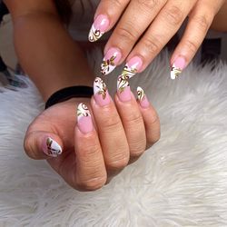 B&T Nails