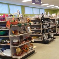 Goodwill Store - Amherst - glasswares, decorative, kitchen goods
