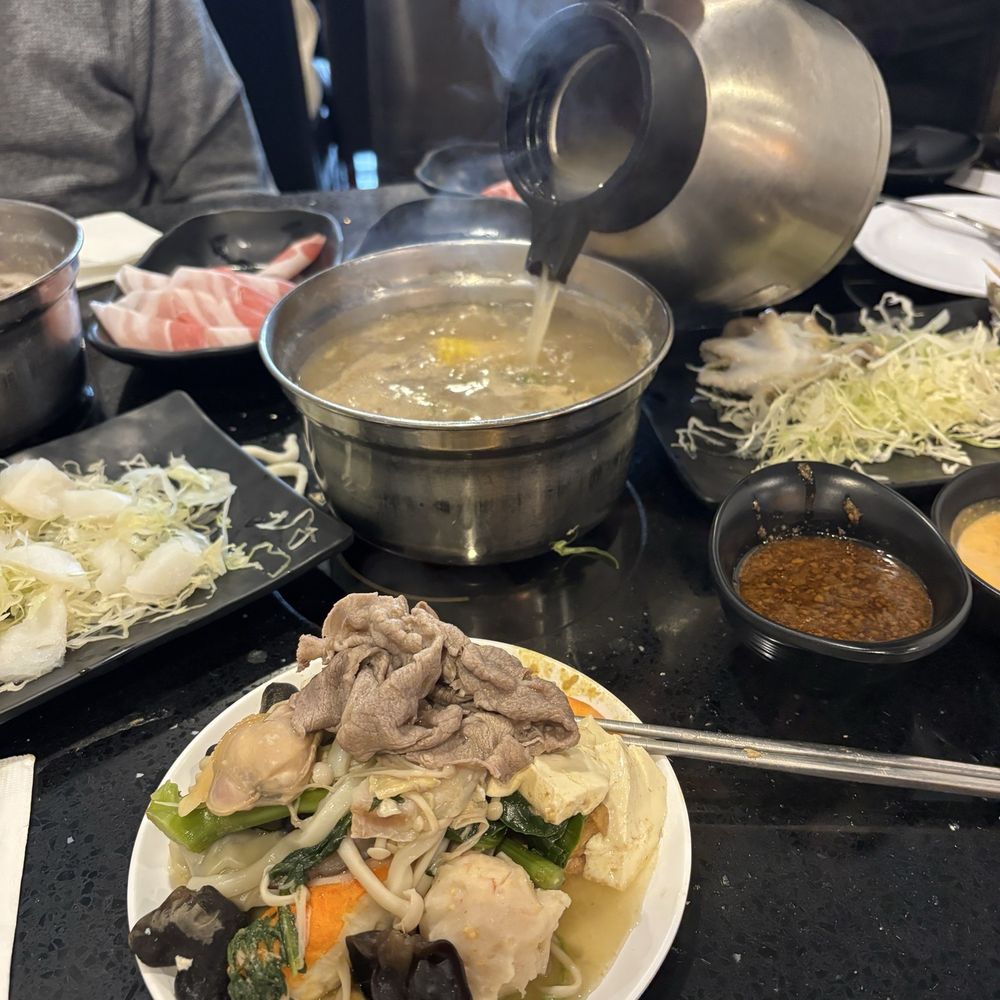 ShabuRo - Soup refill - Hot Pot Near Me - Palisades Park, New Jersey