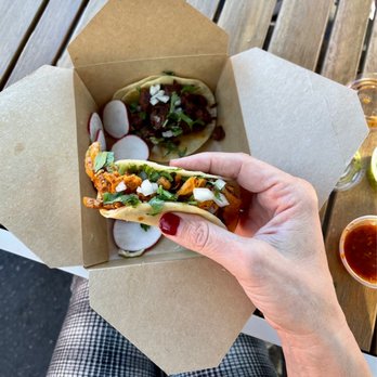 Crearee - Plant-based "chicken" taco is muy delicioso! - Mexican Near Me - Bishop, California