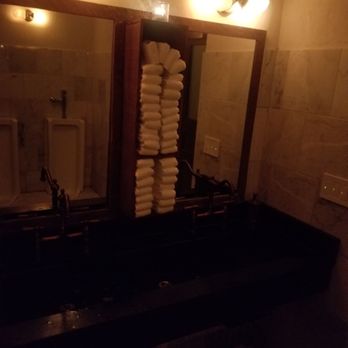 Sotto - Stylish hand drying - Italian Near Me - Cincinnati, Ohio