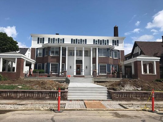 Hardhats & Hammers Construction