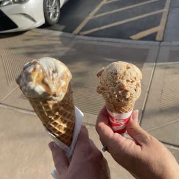 Salt & Straw - Sea salt with Sea Salt w/ Caramel Ribbons in a House Made Waffle Cone and a Peanut Butter Brittle Caramel Fudge (v) in a sugar cone. - Ice Cream & Frozen Yogurt Near Me - Gilbert, Arizona Salt & Straw - Sea salt with Sea Salt w/ Caramel Ribbons in a House Made Waffle Cone and a Peanut Butter Brittle Caramel Fudge (v) in a sugar cone. - Ice Cream & Frozen Yogurt Near Me - Gilbert, Arizona