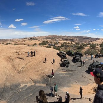 Moab Tour Company - Break to watch some seasoned drivers - Tours Near Me - Moab, Utah