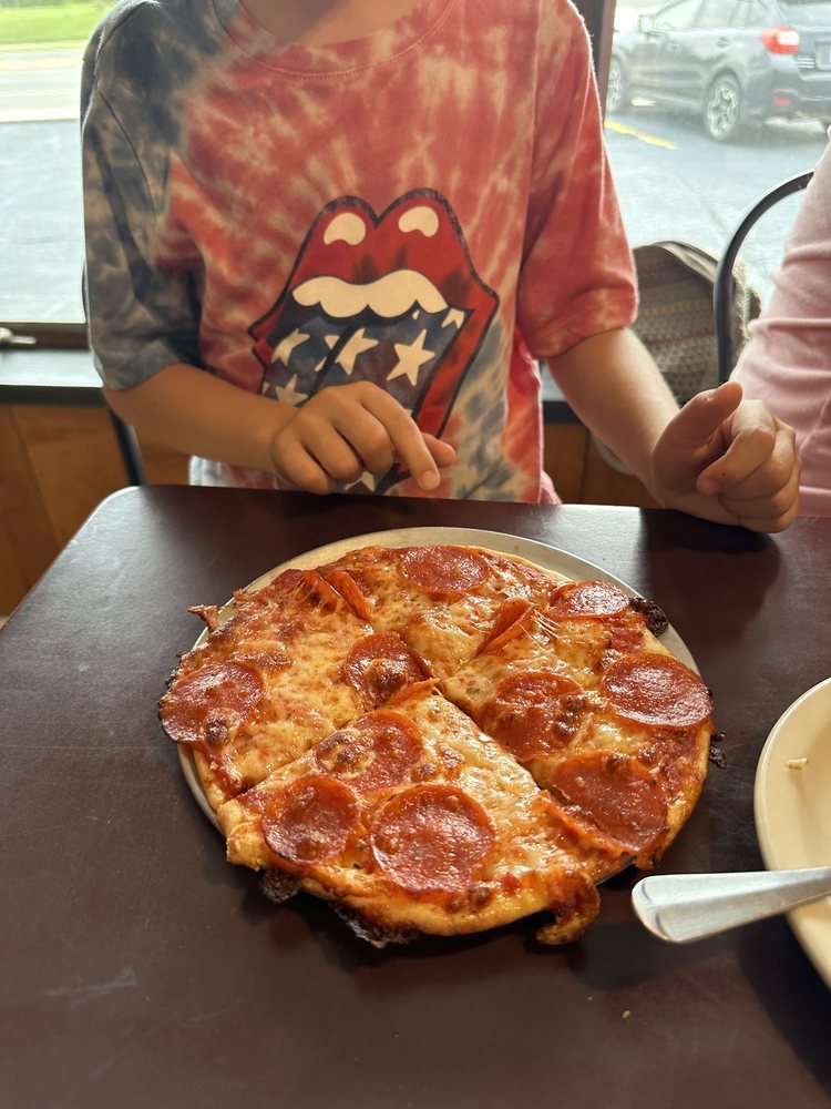 Food from Keith's Pizza-South