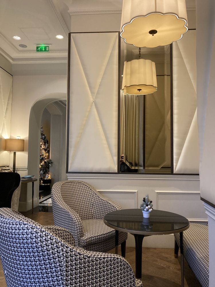 LE NARCISSE BLANC 19 Bd de la TourMaubourg, Paris, France Day Spas