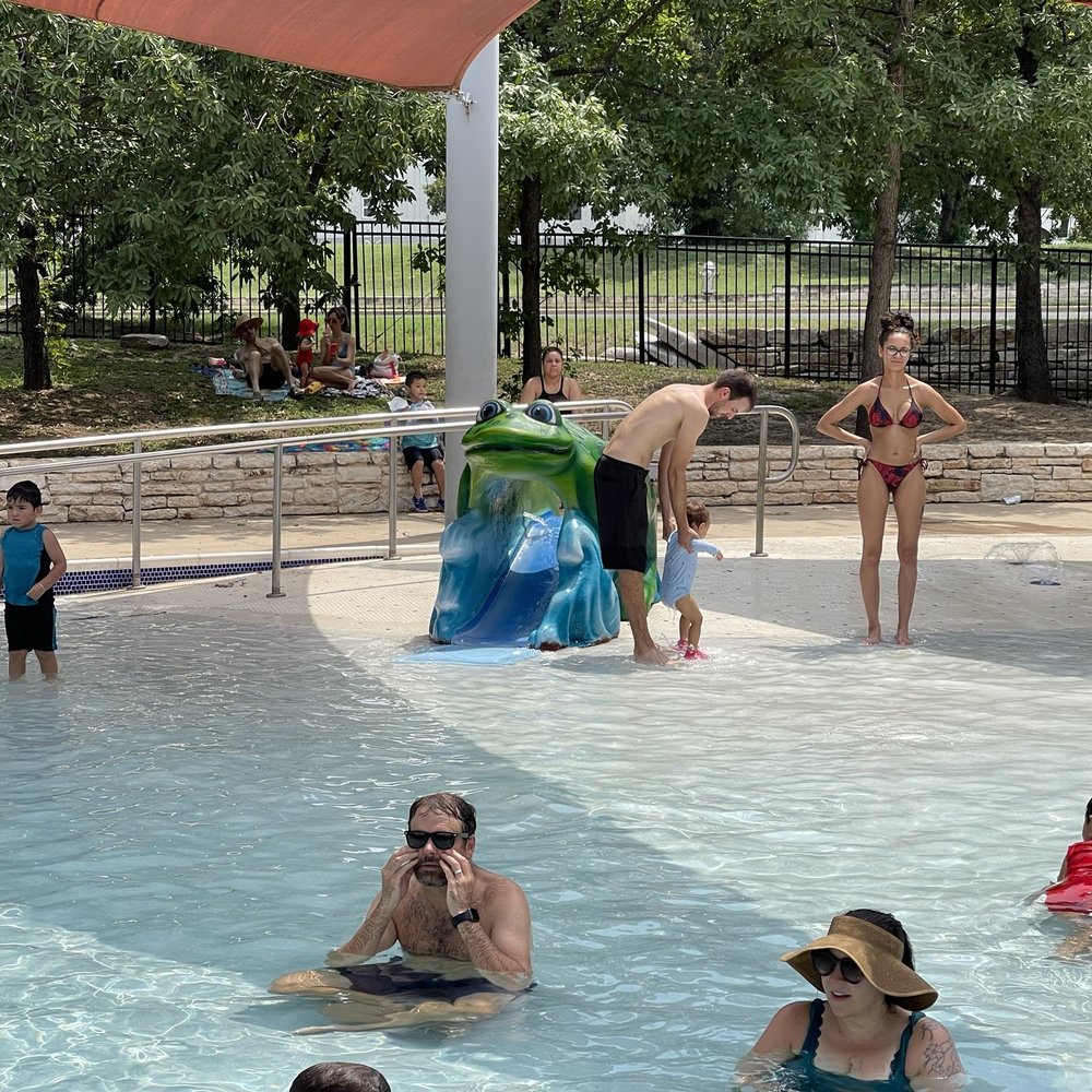 Bartholomew Municipal Pool - Toddler pool - Swimming Pools Near Me - Austin, Texas Bartholomew Municipal Pool - Toddler pool - Swimming Pools Near Me - Austin, Texas