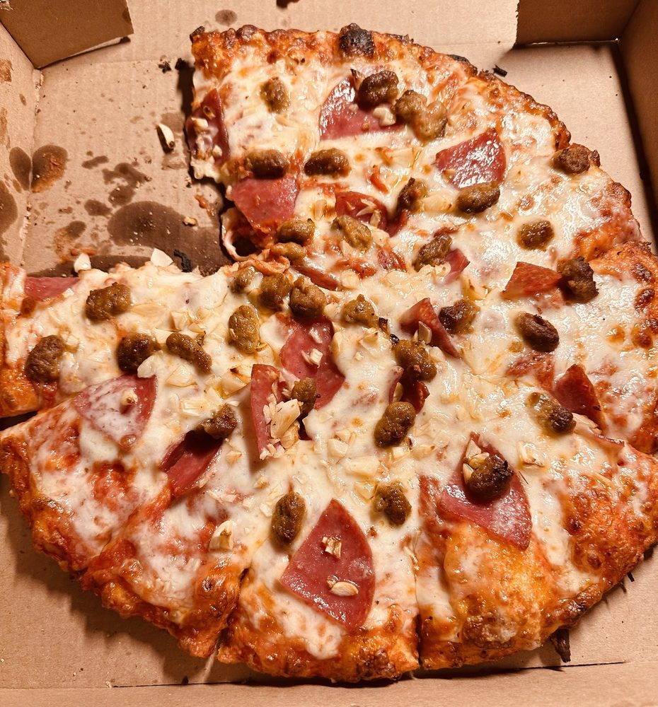 Scroungy Moose Pizza Logo