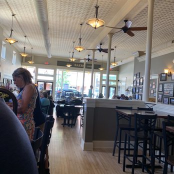 Baers City Winery - Wine Bars Near Me - New Albany, Indiana