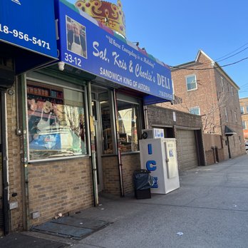 SAL, KRIS, & CHARLIE’S DELI - Updated April 2025 - 957 Photos & 1515