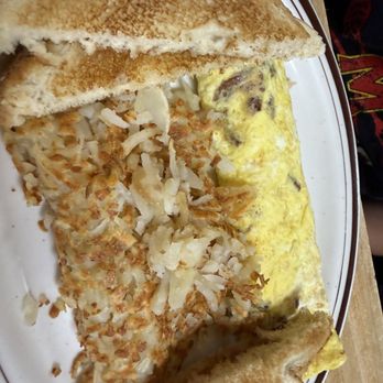 3rd Street Cafe - Bacon omelette, toast and home fries - Breakfast & Brunch Near Me - Hamburg, Pennsylvania 3rd Street Cafe - Bacon omelette, toast and home fries - Breakfast & Brunch Near Me - Hamburg, Pennsylvania