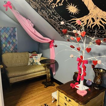 Grounded And Free - Lounge - Coffee & Tea Near Me - Saint Charles, Missouri Grounded And Free - Lounge - Coffee & Tea Near Me - Saint Charles, Missouri