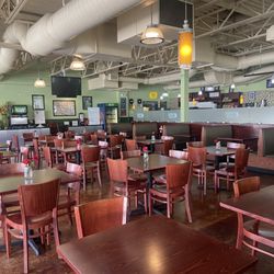 Finger Lickin' Bakery And Restaurant - Inside
