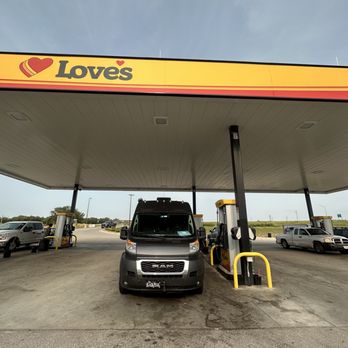 Love's Travel Stop - a van at a gas station - Convenience Stores Near Me - Abilene, Kansas Love's Travel Stop - a van at a gas station - Convenience Stores Near Me - Abilene, Kansas