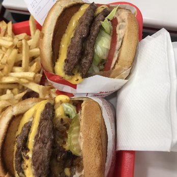 In-N-Out Burger - Fast Food Near Me - Oceanside, California