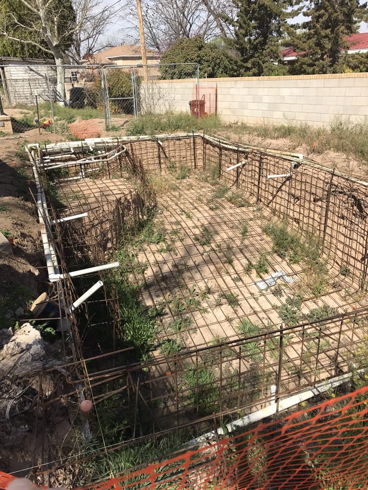 PREMIER POOLS & SPAS Updated April 2024 1996 S Valley Dr, Las