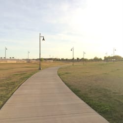 Bullard Wash Park - Paved trail