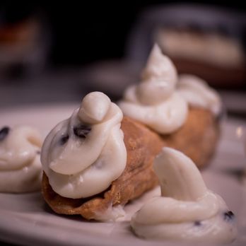 Baris - Cannoli - Pizza Near Me - Waco, Texas Baris - Cannoli - Pizza Near Me - Waco, Texas