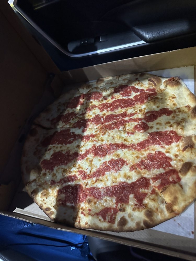 PAESANO’S PIZZERIA 21 Photos & 54 Reviews 12 Bradley Ave, Staten