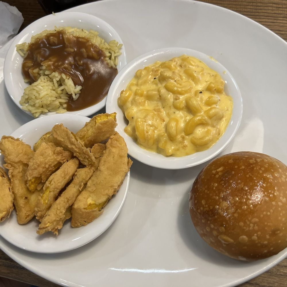 Johnny's Farm House - Vegetable plate. Fried squash. Rice with gravy. Mac and cheese with yeast roll. - Chicken Shop Near Me - Concord, North Carolina Johnny's Farm House - Vegetable plate. Fried squash. Rice with gravy. Mac and cheese with yeast roll. - Chicken Shop Near Me - Concord, North Carolina