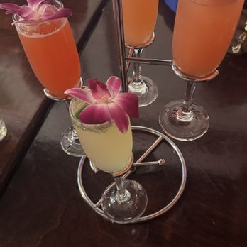Rooster’s Breakfast and Mimosas - Mojito, Guava, Rise n Shine And Lemonade mimosas - Breakfast & Brunch Near Me - Sacramento, California