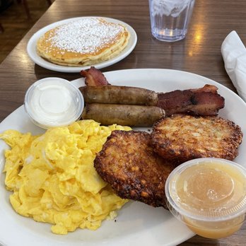 The Double Yolk Cafe - Combo - American Near Me - Woodstock, Illinois The Double Yolk Cafe - Combo - American Near Me - Woodstock, Illinois