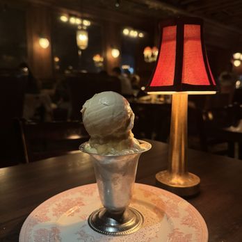 Gilt Bar - Ice cream - New American Near Me - Chicago, Illinois Gilt Bar - Ice cream - New American Near Me - Chicago, Illinois