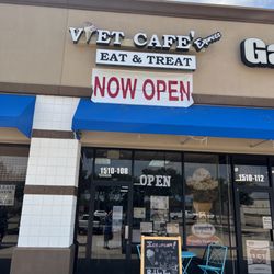 Viet Café Express Eat & Treat