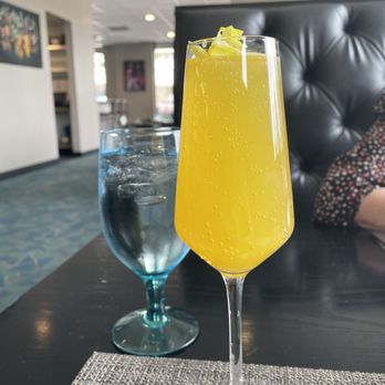 Fin & Tonic - Mimosa - New American Near Me - Suffolk, Virginia