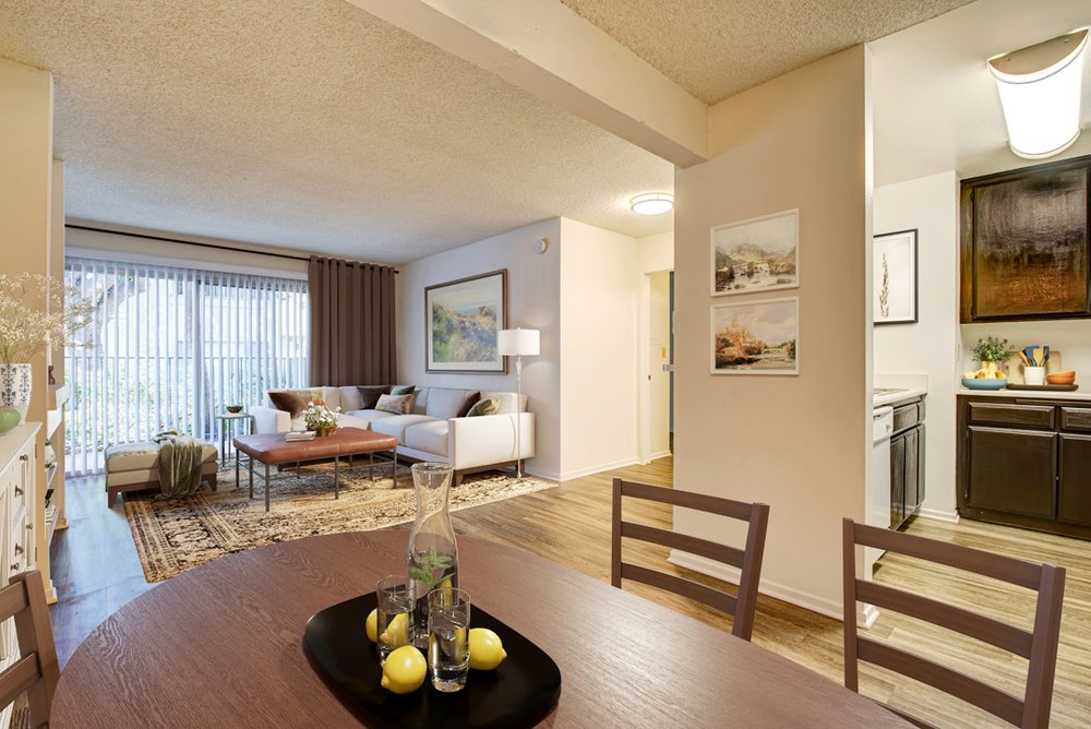 VILLAGE POINTE APARTMENTS Updated October 2024 22 Photos & 22