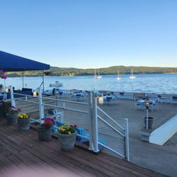 Westport Yacht Club - Outside seating