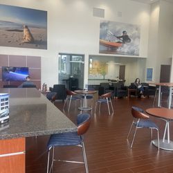 Kendall Subaru of Eugene - Waiting room