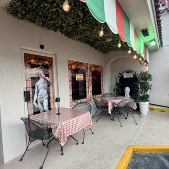 Gigi's Italian Restaurant - Italian Near Me - Jensen Beach, Florida Gigi's Italian Restaurant - Italian Near Me - Jensen Beach, Florida